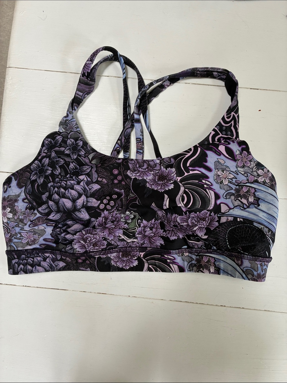 EUC Lululemon bra. Size 10.
